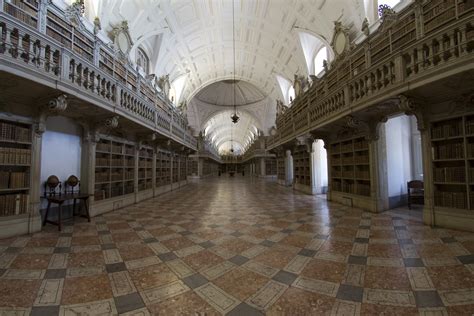 A Biblioteca Mais Bonita Em Todo O Mundo Fica Em Mafra Portugal Sapo Viagens