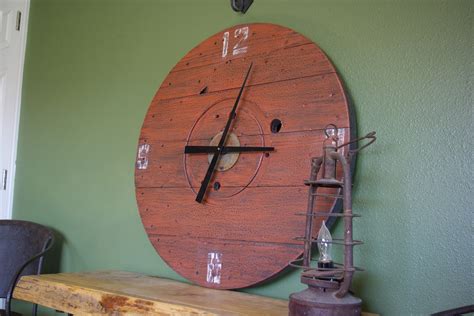 Reclaimed Rustics Wire Spool Clock