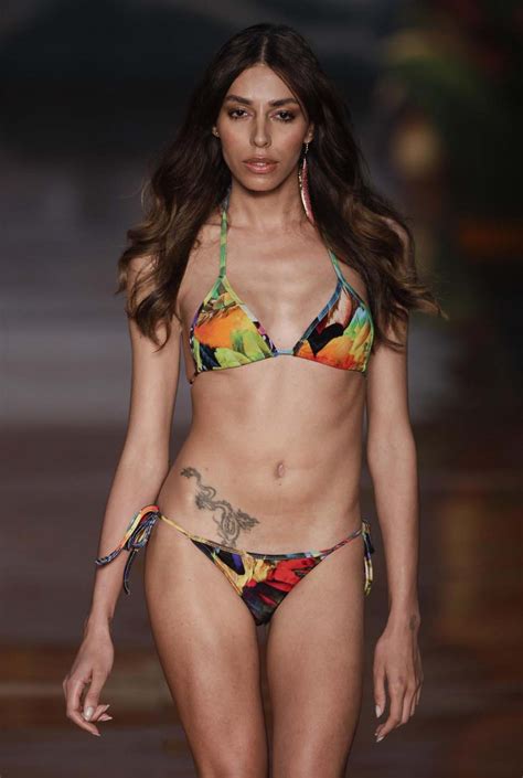 6 hottest transgender models proud of being a woman