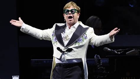 Elton John To Live Stream Final Us Concert Of Farewell Tour Iheart