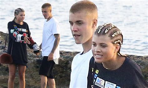 Given how into shirtless selfies justin bieber is, we're guessing she's. Justin Bieber, Sofia Richie not together anymore | InstaMag