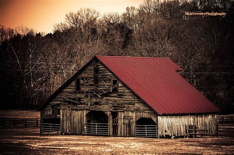 Ricksweeneyphotography With Images Old Houses Barn Old Barn