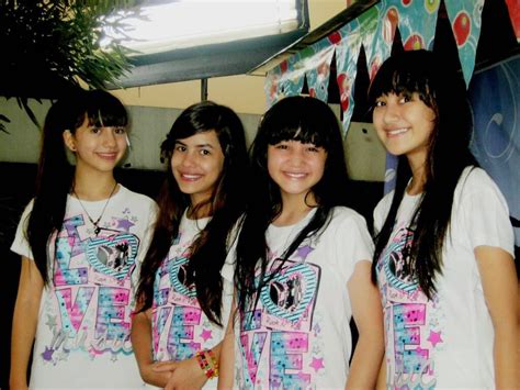 Biodata Lengkap Dan Agama Personil Winxs Pemain Sinetron Jilbab In Love Di Rcti Slidegossip