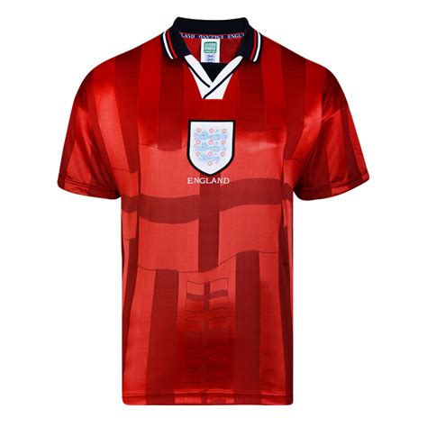 We also carry original goalkeeper shirts, training wear and official player issue shirt patches. Buy Retro Replica England old fashioned football shirts and soccer jerseys.