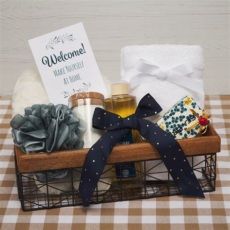 Diy Welcome Basket Ideas Welcome Baskets Printable Postcards Avery