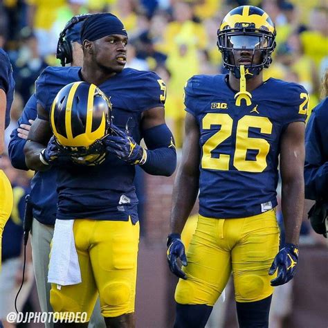 Two Of Michigans Best Players Jabrill Peppers And Jourdan Lewis Michigan Sports Michigan Go