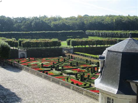 Les Jardins De La Renaissance Française Vue Depuis Une Des Flickr