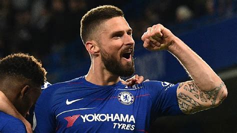 Olivier giroud has landed himself in the premier league's record books after continuing his remarkable goalscoring form for chelsea in saturday night's premier league win over leeds united. Chelsea transfer news: Olivier Giroud to stay at Stamford Bridge as one-year contract extension ...