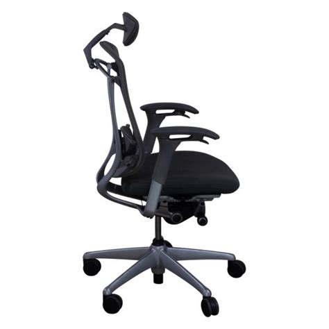 Controlled by what teknion calls smart operation, the contessa is a task chair designed to compete on the same level as (and possibly surpass) all competitors. Teknion Contessa Used Mesh Back Task Chair w Headrest ...