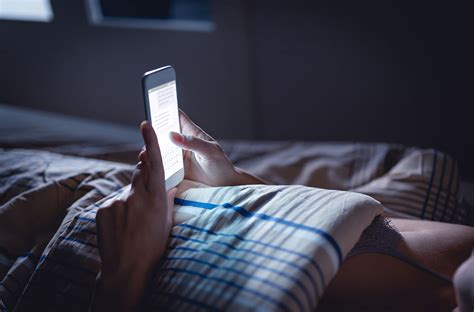 Social Media Use May Mess With Teens Sleep