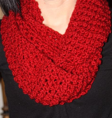 crochet infinity scarf~a fun and easy scarf to make crochet infinity scarf crochet crochet