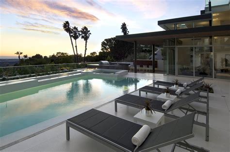 World Of Architecture Impressive Modern Home In Hollywood Hills
