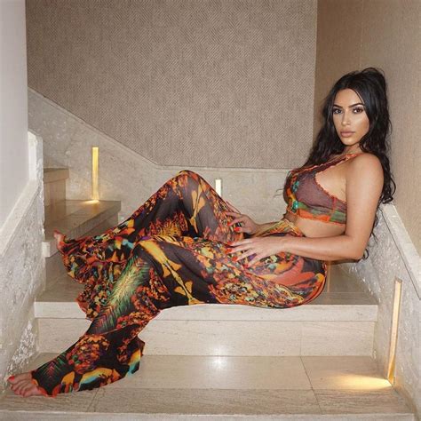 Keeping Up With The Billionaires Kim Kardashian West Joins The Ultra Exclusive Club As Her