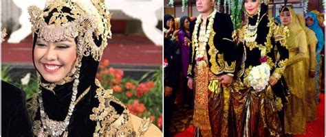 Pernikahan adat jawa ini masih bisa . Pakaian Orang Tua Pengantin Adat Jawa : Utyyness - Istilah ...