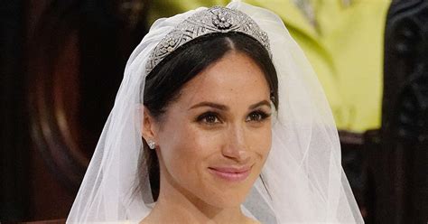 Meghan Markle Wore Queen Mary Bandeau Tiara And Veil