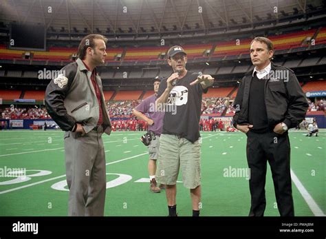 L To R Tim Mcgraw As Charlie Billingsley Directorscreenwriter