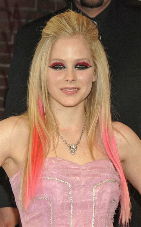 Photo 220310 From Avril Lavignes Hairstyles E News