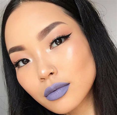 pinterest bellaxlovee ☾ kylie cosmetics artistry makeup purple lips