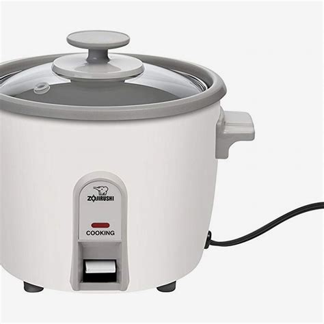 Cook the potatoes for 10 minutes. Water To Rice Ratio For Rice Cooker In Microwave : How To ...
