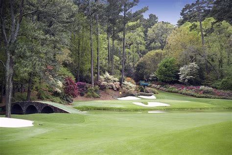 Man jūs jāinformē, ka esmu saņēmis valsts prezidenta vēstuli, kurā viņš raksta, ka, pamatojoties uz latvijas republikas. Augusta National Golf Club Hole 12 Golden Bell Photo 3 ...
