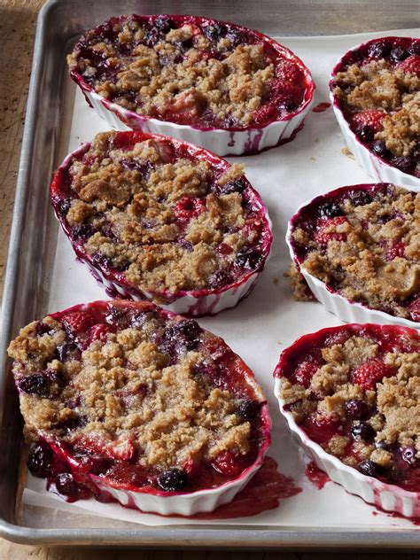 With these holiday desserts, you will have the perfect during christmas, i always look forward to dessert recipes i think will bring happiness to my family and friends. Recipe: The Barefoot Contessa Ina Garten's Tri-Berry Crumbles | Glamour