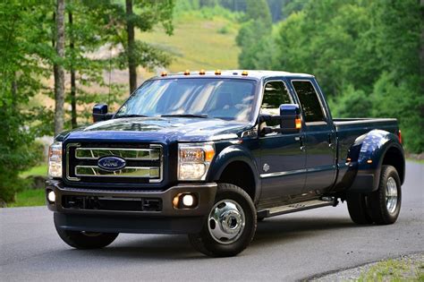Dually vs. Single Wheel: Which Should You Buy? - Ford-Trucks.com