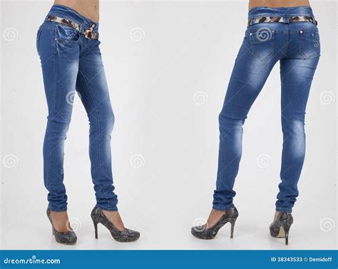 Mooie Vrouwen In Strakke Jeans Stock Afbeelding Image Of