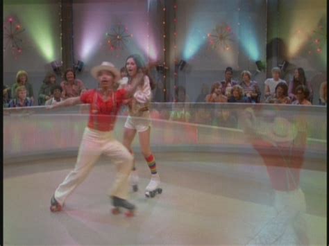 That 70s Show Roller Disco 305 That 70s Show Image 19386535