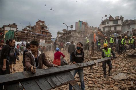 Nepal Earthquake The Story Behind The Photos Of The Devastation