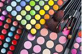 Photos of Makeup Palettes Online