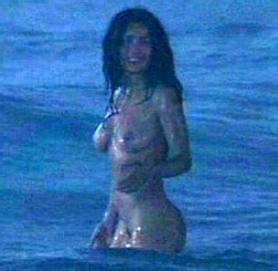 Salma Hayek Naked Thefappening Pm Celebrity Photo Leaks