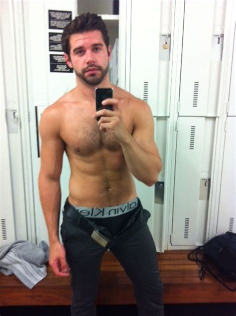 Undie Fan Gallery Guy Selfies Hairy Hunks Fitness Site
