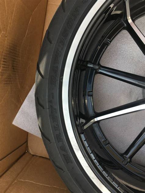 Harley Breakout Rocker Softail Wheel Rim With Dunlop Tire For