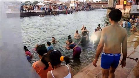 Holy Open Ganga Bath Har Ki Paudi Haridwar Uttarakhand Youtube
