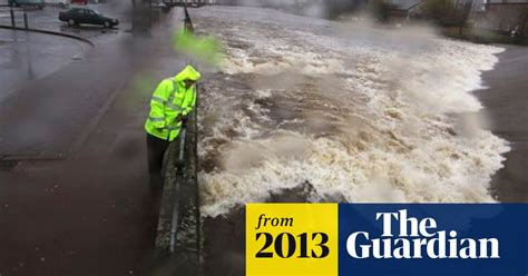 Seven Rescued From Floods In Scotland As Uk Braces For New Year Storms