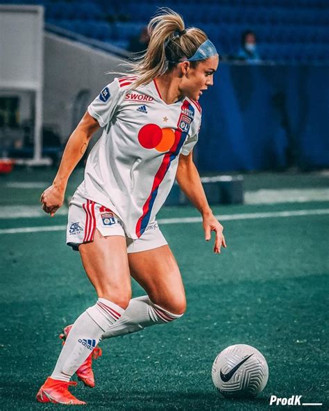 Ellie Carpenter Elliecarpenterr Instagram Photos And Videos Womens Soccer Soccer Players