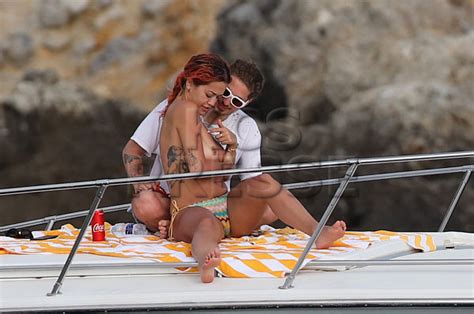 Rita Ora Topless Shesfreaky