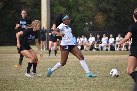 Navarre Raider Girls Soccer Team Benefits From Tough Competition