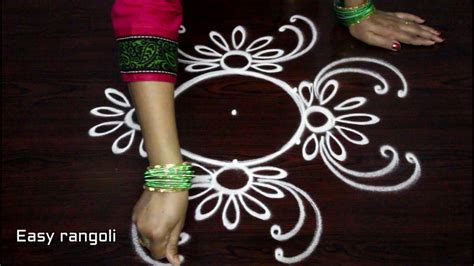 Simple rangoli designs with dots - small kolam designs - muggulu designs