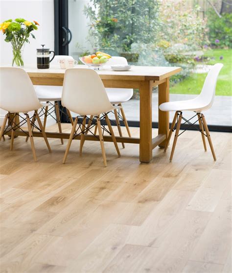 Chests of drawers, sideboards, side tables, coffee tables, extendable and folding dining tables, tv dear customers, the production of solid oak wood furniture requires compliance with rigorous. 10 Oak Dining Tables that you need for your Dining Room ...