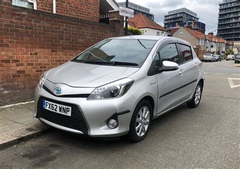 Toyota Yaris T4 Hybrid 15 Automatic Silver Low Mileage Ready For