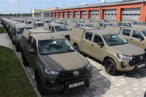 First Toyota Hilux Handed Over To Czech Armed Forces