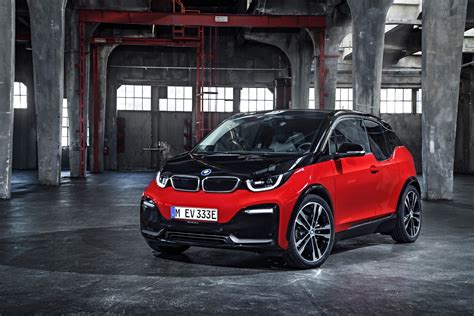 Bmw of north america, llc (bmw) is recalling certain 2018 i3 bev and i3 rex hybrid electric vehicles. BMW Stops Sales Of i3 And Issues Voluntary Recall Of All ...