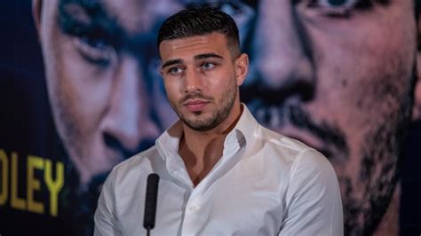 Has Tommy Fury Become More Influencer Than Boxer Love Island Alum Fights Ksi In Another Youtube
