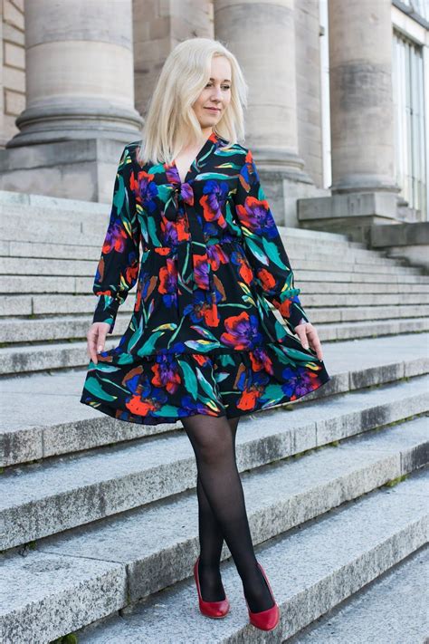 Styling With A Spring Dress Fashionmylegs The Tights And Hosiery