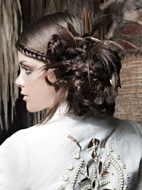 We did not find results for: Updo that combines smooth hair, braids and feathers