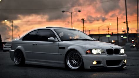 Bmw m3 csl car pictures and wallpapers,lamborghini, mclaren, bugatti, opel, dodge, mercedes, bmw, jaguar, celebrities: BMW E36 M3 Wallpaper (64+ images)