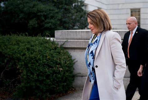 In Courting New Liberals Pelosi Runs A Risk A Freedom Caucus Of The Left The New York Times