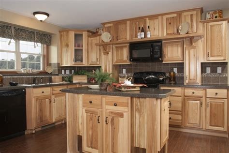 Browse 132 hickory kitchen cabinets on houzz whether you want inspiration for planning hickory kitchen cabinets or are building designer hickory kitchen cabinets from scratch, houzz has 132 pictures from the best designers, decorators, and architects in the country, including showplace cabinetry and vienna woodworks. 33+ Best ideas hickory cabinets for naturally beautiful ...