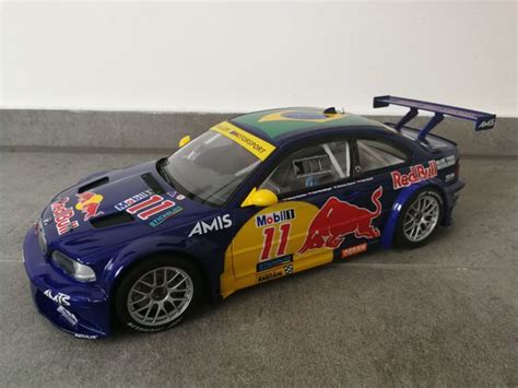 Miniatura già assemblata le auto in miniatura su questo sito sono al 99% in metallo. Autoart - Scale 1/18 - BMW M3 GTR E46 Red Bull #11 - Catawiki